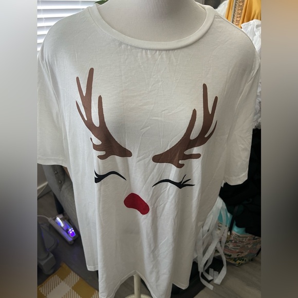 New x-más shirt very cute - Picture 3 of 8